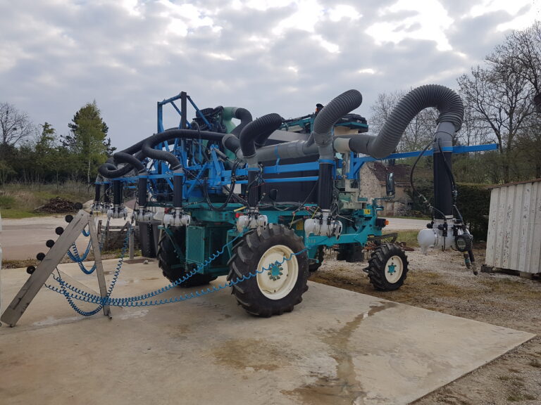 Prise de pression pulvérisateur viticole